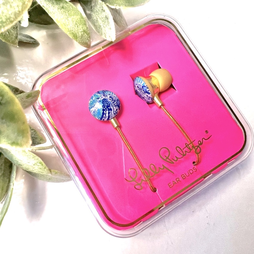 NWT, Lilly Pulitzer Earbuds “Wave After Wave”